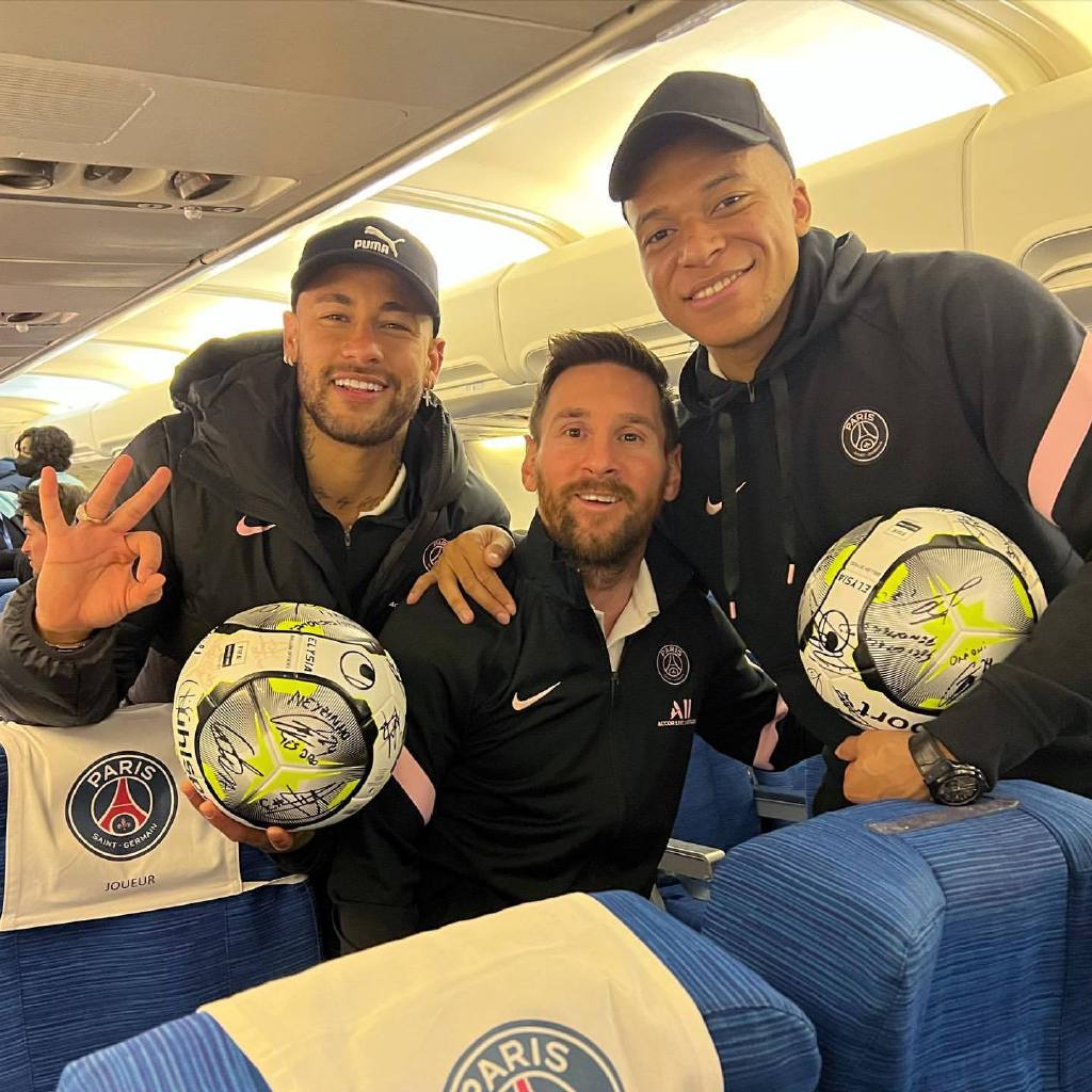 蜂鸟电竞俱乐部-从内马尔关键节点赛况扑朔迷离到今夜广州队调整名单以备CBA季后赛，Karsa在切尔西比赛中绝杀的简单介绍